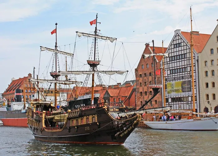 Luxury In Old Town - Free Parking Appartement *